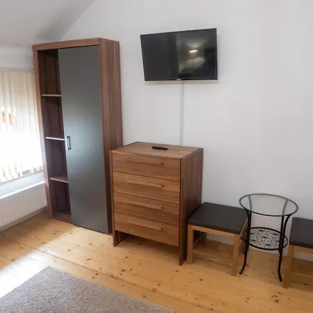 Bak Vendeglo Gyulakeszi