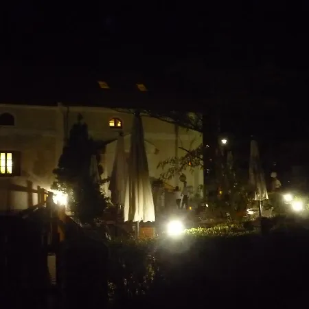 Bak Vendéglő * Gyulakeszi