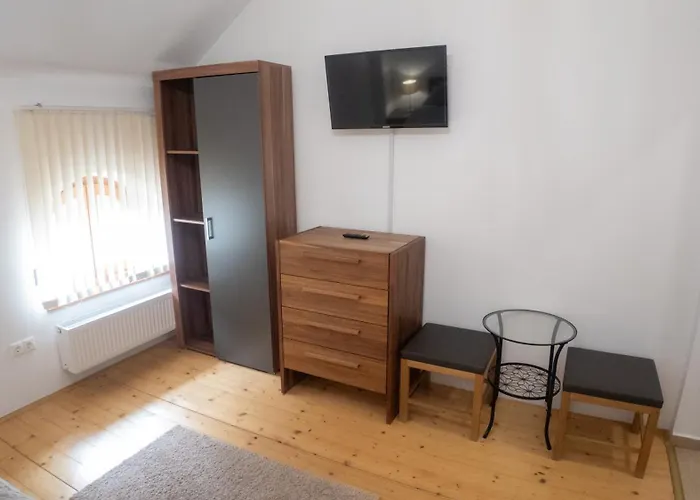 Bak Vendeglo Gyulakeszi